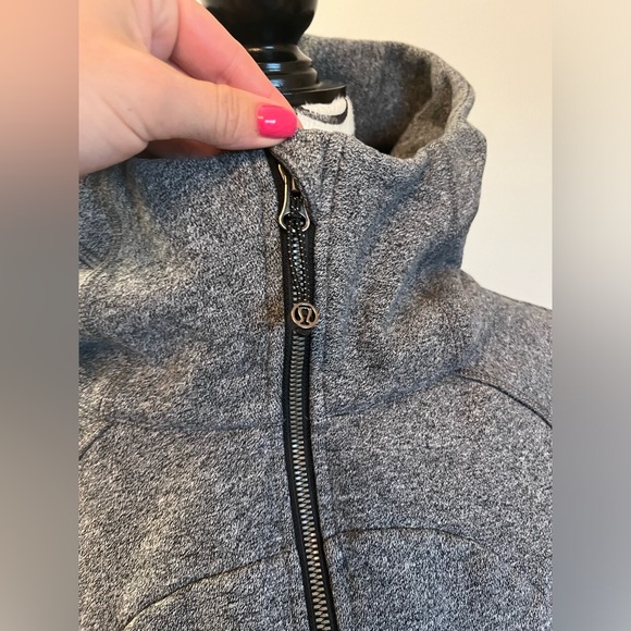 Lululemon Scuba *stretch - Picture 3 of 6